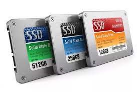 هارد SSD چیست؟   بیشتر شرکت های که در زمینه ارائه خدمات هاستینگ فعالیت مینمایند. از سرور های که به هارد HDD استفاده مینمایند. در دنیای پیشرفته امروز استفاده از فناوری SSD در بین شرکت های هاستینگ رواج پیدا کرده است. در حالت کلی پلن های قوی و البته مر سرعتی بر روی سرور های که از هارد دیسک SSD برخوردار هستند ارائه میشوند. ما در ابن مقاله ار صبا هاست تمایل داریم شما عزیزان را با هارد های SSD و اینکه آیا این هارد ها در سرعت و همچنین کارایی سرور تاثیر گذار هستند یا خیر؟ با شما گفتگو نماییم. تا انتهای مقاله با ما همراه باشید. هارد SSD چیست؟ نسل جدید هارد ها با نام هارد های SDD  میباشد. SSD مخفف عبارت Solid State Disk میباشد. که به معنای دیسک حالت جامد است. به این معنا که در ابن نوع از هارد ها قطعه متحرکی وجود نداشته و همچنین طراحی این نوع از هارد ها همانند فلس درایو ها است. هارد های نسل قدیم، با نام هارد های HDD یا Hard Disk Drive شناخته میشوند. که در بردارنده تعدادی قطعات متحرک هستند. در حقیقت مهم ترین و اصلی ترین تفاوت هارد های SSD و HDD در این میباشد. که هارد های SSD عاری از هر گونه قطعه ای مکانیکی فاقد حرکت همانند هد در هارد HDD هستند. بکار گیری هارد های SSD در سرور های میزبانی علاوه بر افزایش کارایی و عملکرد به دلیل افزایش سرعت، ویژگی های همچون امنیت بیشتر اطلاعات و داده ها و همچنین کمترین میزان خرابی را به دنبال خواهد داشت. در این نوع از هارد ها از Semiconductor بکار گرفته شده است. بعلاوه سرعت زیاد این نوع از هارد ها نیز به علت عدم وابستگی به سرعت هد مکانیکی هارد های HDD است. چرا که به هر اندازه سرعت یک هارد HDD بالا باشد. ولیکن در آخر محدود به سرعت هد مکانیکی به منظور خواندن و نوشتن داده ها و اطلاعات است. نکته در هارد های SSD داده ها بر روی Micro Cheap های درون هارد ذخیره میگردد‌. همین مسئله سبب بالا رفتن سرعت این نوع از هارد ها خواهد شد. چرا که به نوشته شدن داده ها و اطلاعات به وسیله هد با محدودیت سرعت هد نیازی نخواهد بود. از اینرو پردازش ها با سرعت بسیار زیادی صورت خواهد گرفت.     هارد HDD چیست؟ هارد های HDD در حقیقت دستگاه ذخیره سازی قدیمی میباشد که از قطعات مکانیکی متحرک، هد خواندن و نوشتن متحرک به منظور دسترسی به اطلاعات استفاده نمایی. هارد های HDD دارای صفحات چرخان هستند. که اطلاعات و داده ها را بر روی آن ذخیره میگردد. از اینرو در هر زمانی که رایانه تمایل دارد به داده های دسترسی پیدا کند. به مکانی که اطلاعات در آن قرار دارد رفته آن را میخواند و در نهایت اطلاعات و داده ها را در اختیار رایانه قرار میدهد.  این نوع از هارد ها به علت برخورداری از قطعات مکانیکی بیشتر از هارد های SDD  دچار مشکلات سخت افزاری میشود.    تفاوت سرعت هارد SDD  با هارد HDD در وارسی  تفاوت سرعت در میان هارد SSD با HDD بایستی چنین بیان نمود. که در هارد های SSD هیچ گونه حرکت و با چرخش در کار نمیباشد. این در صورتی میباشد که اطلاعات در بلوک های خاصی ذخیره میگردد. در این صورت در هر زمانی که رایانه به داده ها نیاز داشته باشد. هارد SSD با سرعت این قابلیت را دارد آن داده ها را پیدا کرده و در اختیار رایانه قرار دهد. در حقیقت کارایی و عملکرد بسیار حافظه SSD به علت همین مسیر مستقیم و بدون واسطه ای است که در دسترسی به اطلاعات دارد. همین موضوع از اصلی ترین قابلیت های این هارد به شمار میرود. که در مقایسه با هارد دیسک های HDD دارند. حافطه SDD  سبب کم نمودن تایم بوت یا همان بالا آمدن رایانه شما میشود.  مزایای هارد های SSD هارد های SSD از مزایای بسیاری برخوردار هستند از مهم ترین مزایای این هارد ها میتوان به موارد زیر اشاره نمود. •	کم نمودن مصرف برق به دلیل عدم نیاز به هد و البته قطعات مکانیکی. •	برخورداری از مقاومت بسیار زیاد در برابر ضربه خوردن به علت نداشتن قطعات متحرک و دیسکو هد. •	مهم ترین قابلیت و ویژگی هارد های SSD برخورداری از سرعت بسیار بالا در خواندن و نوشتن اطلاعات و داده ها میباشد. این سرعت سه برابر پر سرعت تر از هارد های معمولی میباشد.  •	عاری از هر گونه تولید سر و صدای قطعات مکانیکی. •	نیاز نداشتن به قطعات مکانیکی که همین مسئله سبب تولید گرمای کمتر نظر به نبودن هد و حرکات قطعات. •	برخورداری از قابلیت اطمینان بیشتر به دلیل عدم برخورداری از قطعات مکانیکی و همچنین خرابی آنها. •	برخورداری از طول عمر بالاتر به دلیل برخورداری از مقاومت و همچنین نحوه ای تولید آنها نسبت به هارد های معمولی. •	و.... معایب هارد های SSD در ادامه تعدادی از معایب هارد های SDD  را برای شما شرح خواهیم نمود. •	داشتن ظرفیت کم این هارد ها محدود به ۱۲۰ گیگابایت تا ۲ ترابایت. •	داشتن قیمت بسیار بالا نسبت به فضای کمتر. ابن نوع از هارد ها در حدود ۵ برابر هارد های معمولی قیمت دارند. •	محدودیت در تعداد دفعات نوشتن بر روی هارد به 50000 الی ۱۰۰۰۰۰ دفعه. •	و.... آیا هارد های SSD  بر روی سرعت و کارایی سرور ها تاثیر گذار هستند؟ در حالت کلی وب سایت های که بر روی سرور های با هارد SSD میزبانی میشوند. از سرعت و همچنین کارایی و عملکرد بسیار زیادی در مقایسه با سایت های که بر دوی سرور های معمولی میزبانی میشوند برخوردار میباشند. از اینرو بیشتر مدیران سایت های بزرگ و پر بازدید اولین فاکتور در انتخاب سرور مناسب و خوب میزبانی در نوع هارد آن مورد توجه قرار میدهند.    کلام پایانی با تمام تفاسیر بیان شده به این مسئله پی میبریم که انتخاب هارد SSD  در سرعت و عملکرد سرور میتوان موثر باشد. از اینرو مدیران کب سایت این پارامتر را بایستی در اولویت خود قرار دهند. در این مقاله آموزشی ما تمام تلاش خود را نمودیم تا به صورت جامعه در رابطه با هارد SSD با شما گفتگو نماییم. تا اگر شما سوال یا ابهامی در این زمینه داشته باشید به آن پاسخ داده شود. 